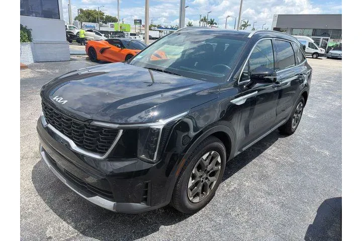 $29990 : Kia Sorento 2025 S 4dr SUV image 1