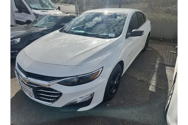 $14991 : Chevrolet Malibu 2021 LS 4dr image 3