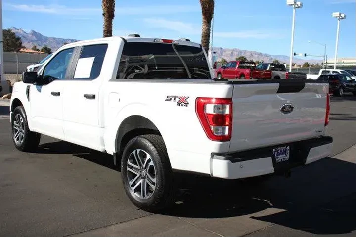 $35389 : Ford F-150 2023 4x4 XL 4dr S image 5