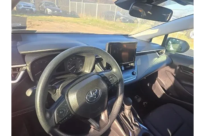 $21253 : Toyota Corolla 2025 LE 4dr S image 6