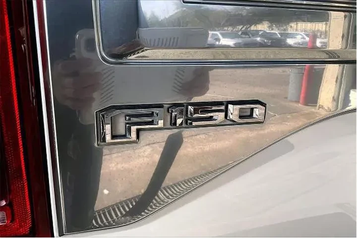 $28991 : Ford F-150 2017 4x4 King Ran image 9