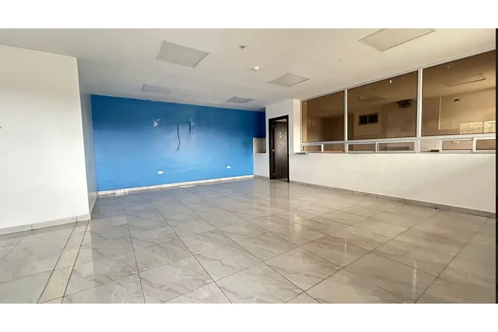 $18000 : ALQUILO TERRENO OFIC VIA DAULE image 2