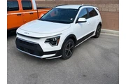 $24588 : Kia Niro 2024 EX 4dr Crossov thumbnail