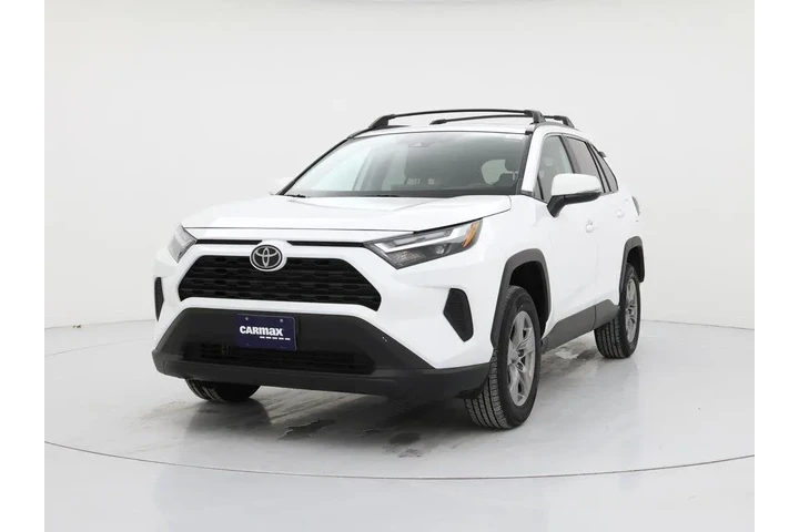 $32998 : Toyota RAV4 2024 AWD XLE 4dr image 4