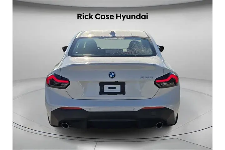 $35599 : BMW 2 Series 2025 230i 2dr C image 6