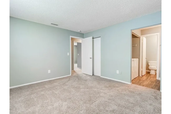 $1300 : House of grace image 8