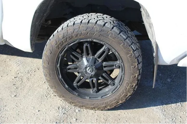 $39499 : Toyota Tundra 2020 4x4 SR5 4 image 3