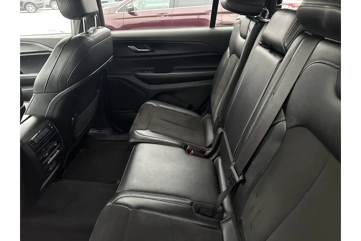 $27981 : Jeep Grand Cherokee L 2024 4 image 4