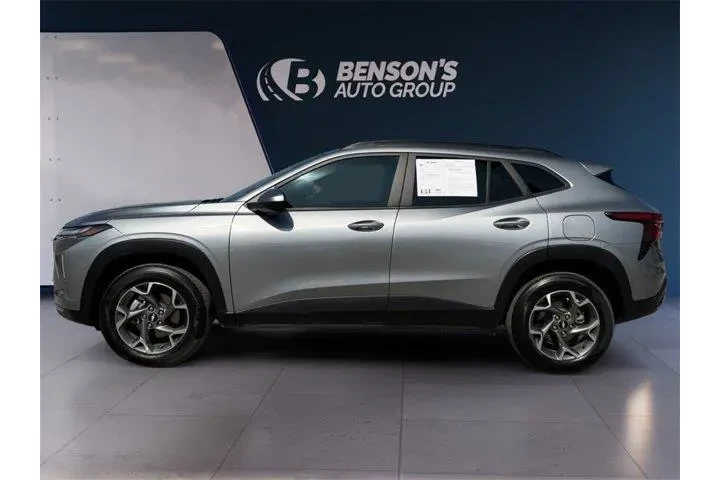 $20522 : Chevrolet Trax 2025 LT 4dr C image 2