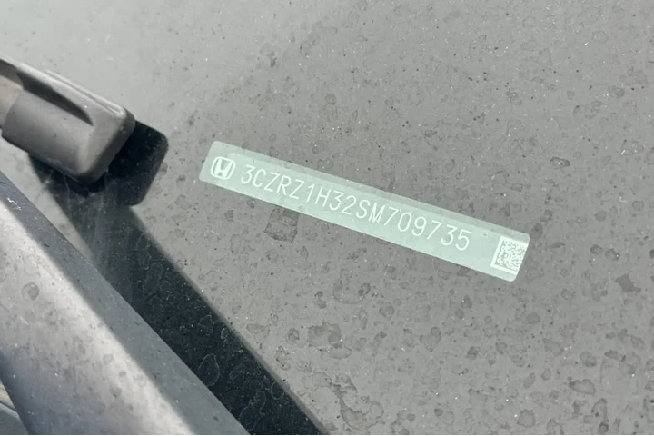 $24981 : Honda HR-V 2025 LX 4dr Cross image 2