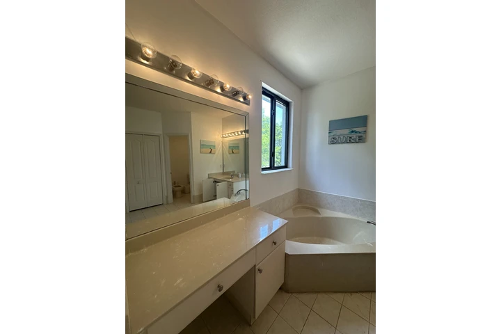 CLEANING SERVICES image 6