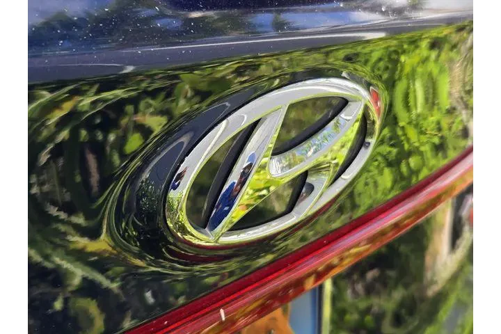 $23544 : Hyundai SANTA FE 2023 AWD XR image 9
