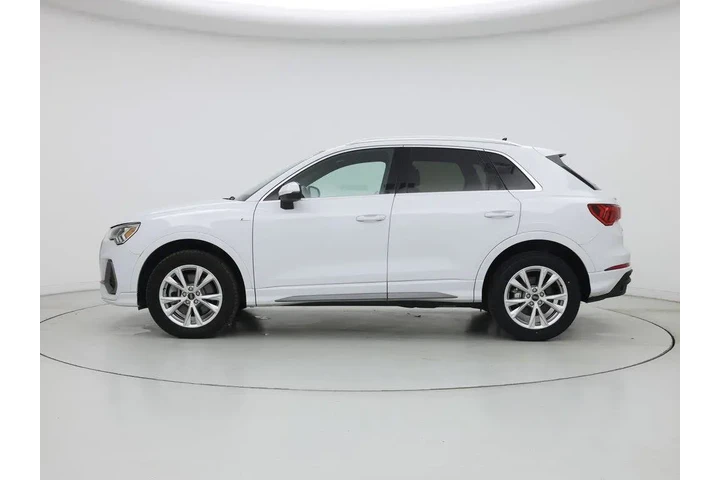 $26998 : Audi Q3 2022 AWD quattro S l image 3