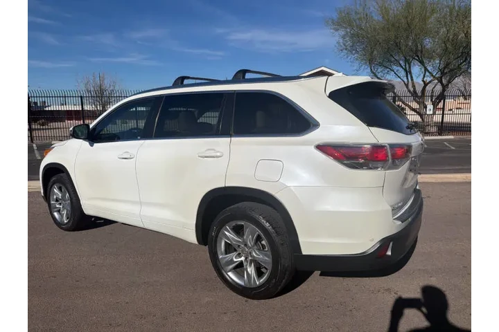 $15495 : 2015 Highlander image 4