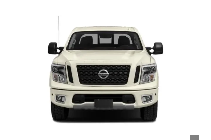 $27995 : Nissan Titan 2019 4x4 S 4dr image 4