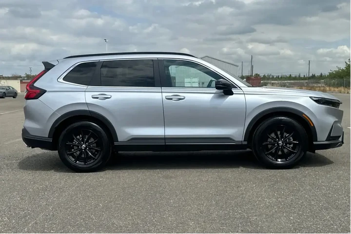 $39981 : Honda CR-V Hybrid 2025 Sport image 2