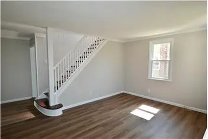 $3250 : Rental property with 3 bedro image 4