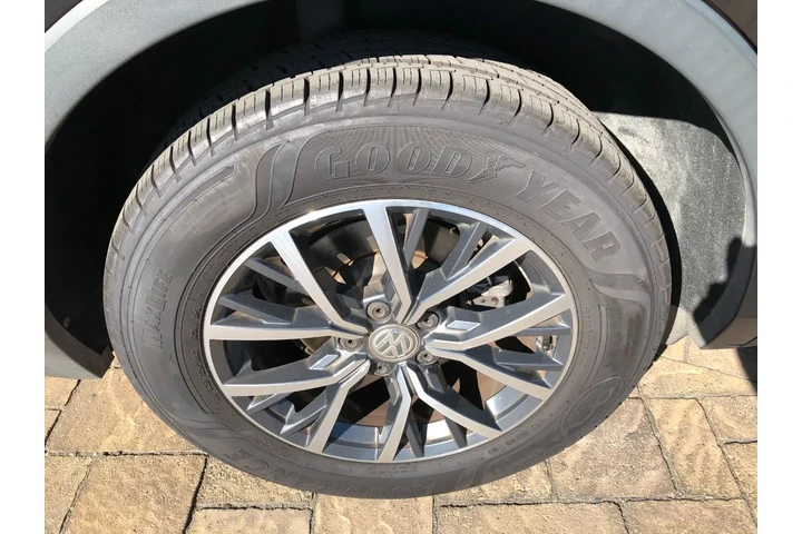 $14990 : 2019 Tiguan SE 4Motion AWD image 9