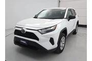 $27998 : Toyota RAV4 2024 AWD LE 4dr thumbnail