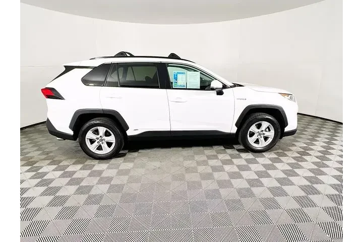 $26900 : Toyota RAV4 Hybrid 2021 AWD image 8