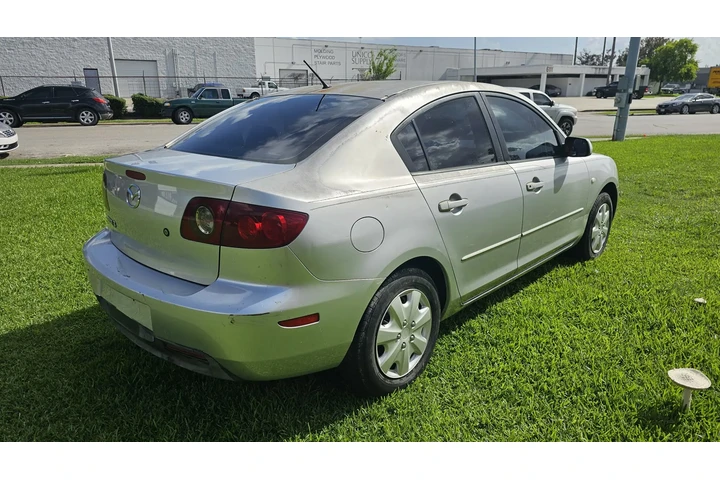 $2850 : Vendo Mazda 3i a super precio image 6