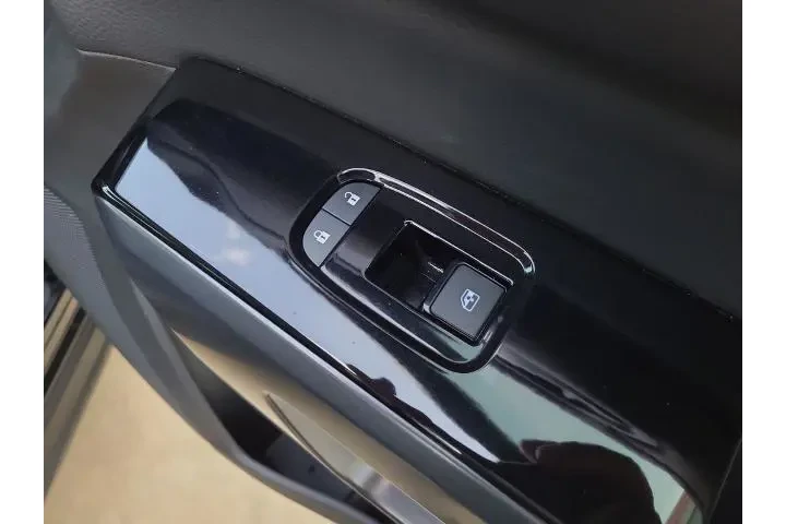 $35999 : Nissan Pathfinder 2024 SL 4d image 9