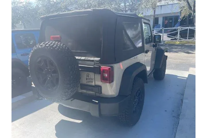 $17816 : Jeep Wrangler 2016 4x4 Sport image 5