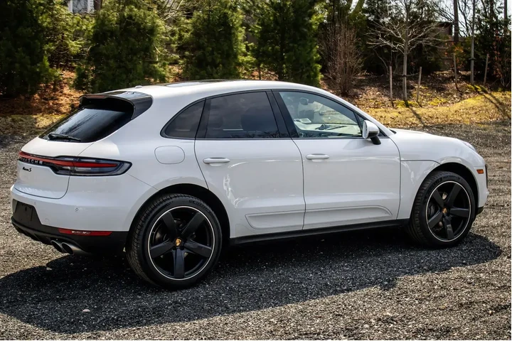 $35395 : Porsche Macan 2021 AWD S 4dr image 8