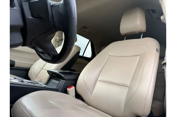 $16991 : Ford Explorer 2020 AWD XLT 4 image 3