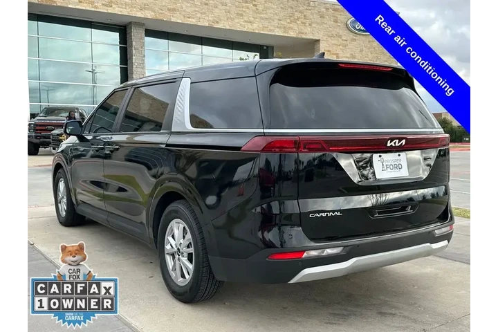 $32250 : Kia Carnival 2024 LX 4dr Min image 10