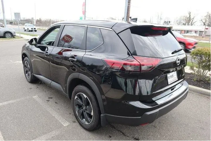 $23305 : Nissan Rogue 2025 AWD SV 4dr image 7