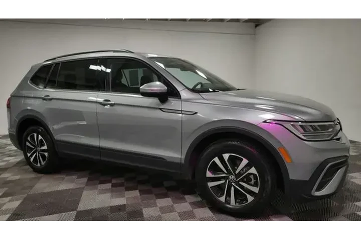 $20959 : Volkswagen Tiguan 2024 S 4dr image 9