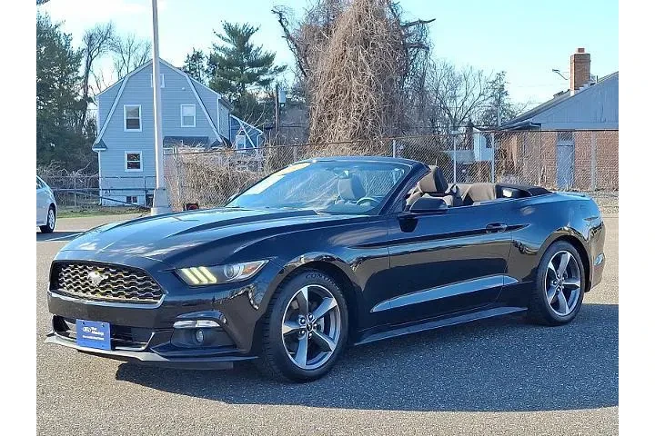 $19988 : Ford Mustang 2017 V6 2dr Con image 3