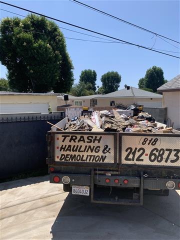 Best of la junk removal image 2