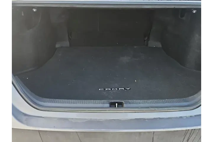 $18000 : Toyota Camry 2019 LE 4dr Sed image 9