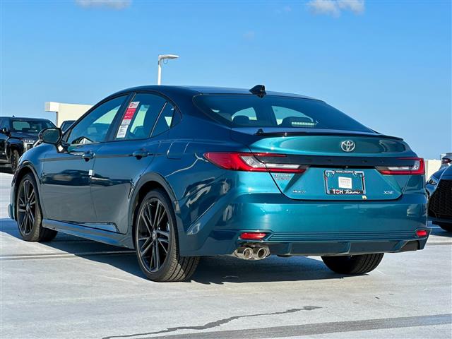 $35990 : Se vende Toyota Camry 2025 image 9