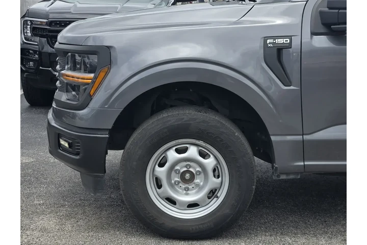 $39995 : Ford F-150 2024 4x4 XL 2dr R image 9