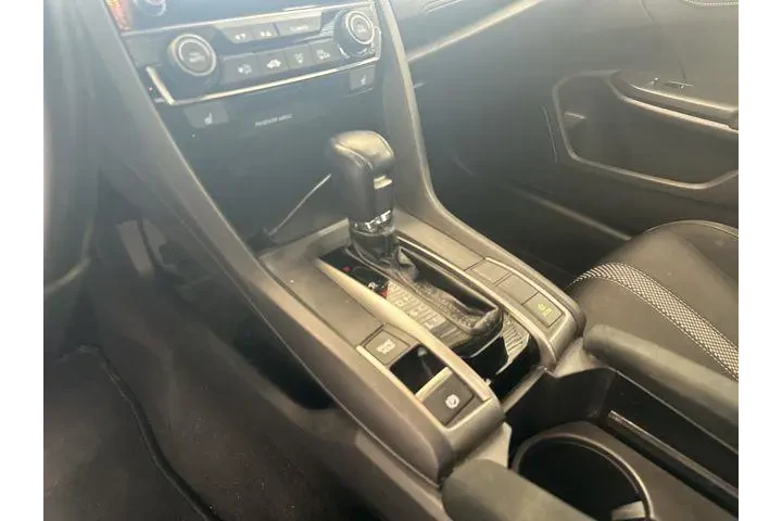 $20000 : Honda Civic 2021 EX 4dr Hatc image 4