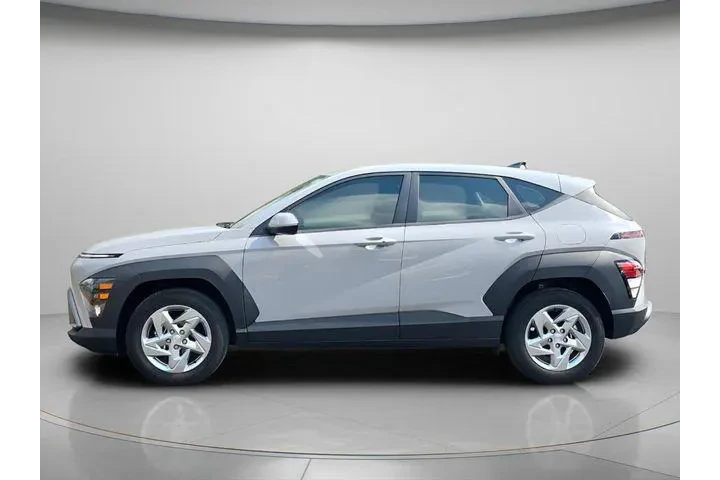 $20991 : Hyundai KONA 2024 SE 4dr Cro image 3