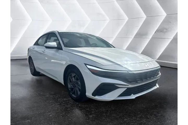 $21995 : Hyundai ELANTRA Hybrid 2024 image 6