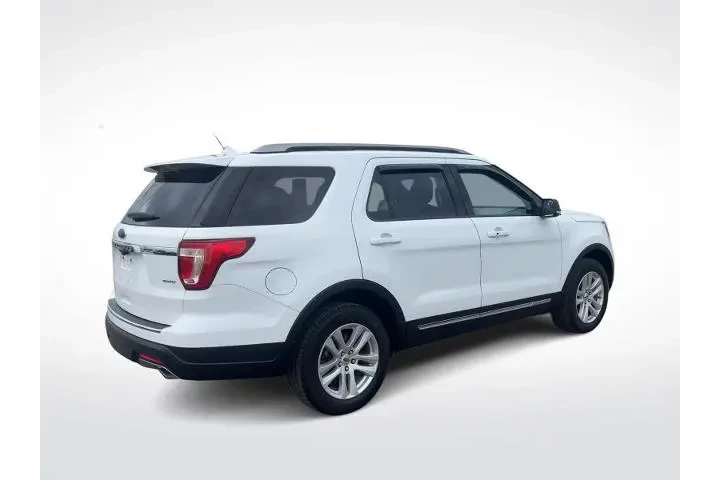$13995 : Ford Explorer 2018 AWD XLT 4 image 8