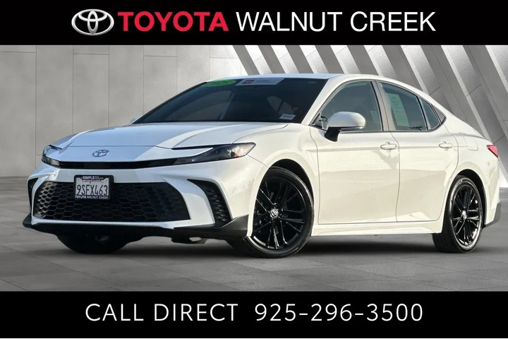 $29500 : Toyota Camry 2025 SE 4dr Sed image 1