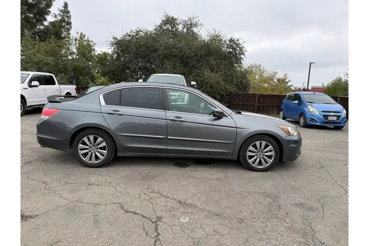 $7500 : Honda Accord 2011 EX-L 4dr S image 6