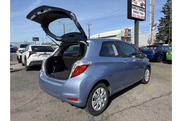 $7750 : 2014 Yaris 3-Door LE image 10