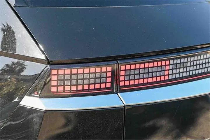 $29500 : Hyundai IONIQ 5 2023 AWD Lim image 8