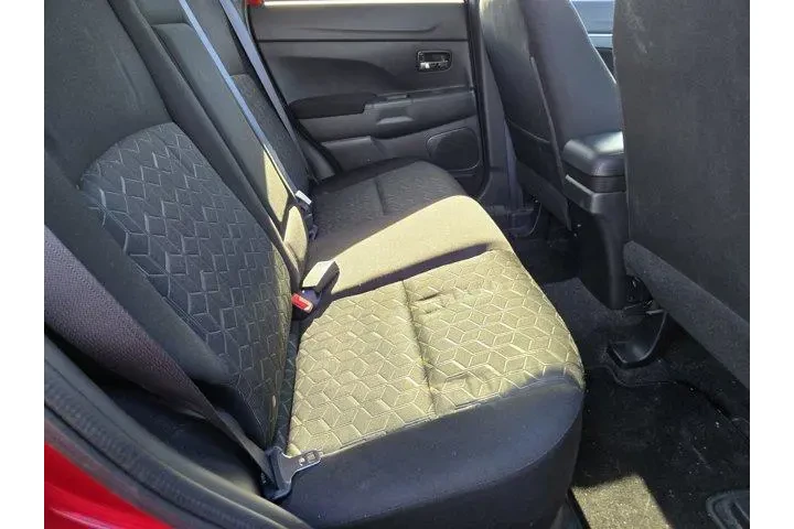 $17291 : Mitsubishi Outlander Sport 2 image 5