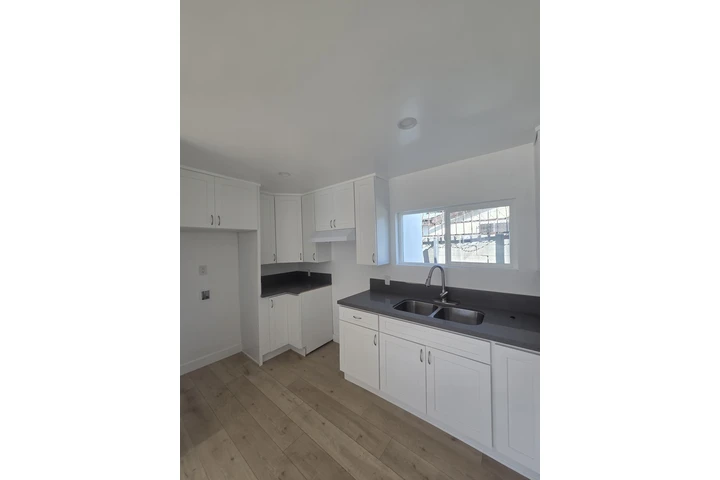 $2300 : Rento 2 rec en Los Angeles image 2