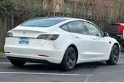 $23715 : Tesla Model 3 2023 4dr Sedan thumbnail