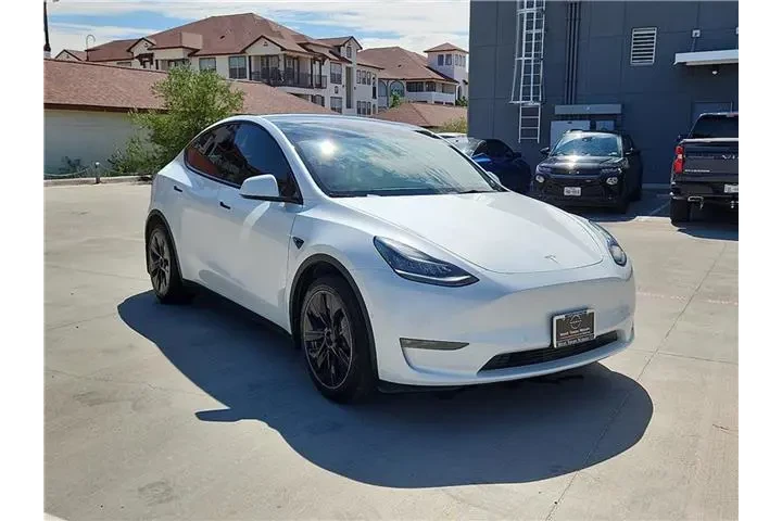 $29315 : Tesla Model Y 2021 AWD Long image 6