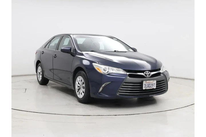 $14599 : Toyota Camry 2015 LE 4dr Sed image 1